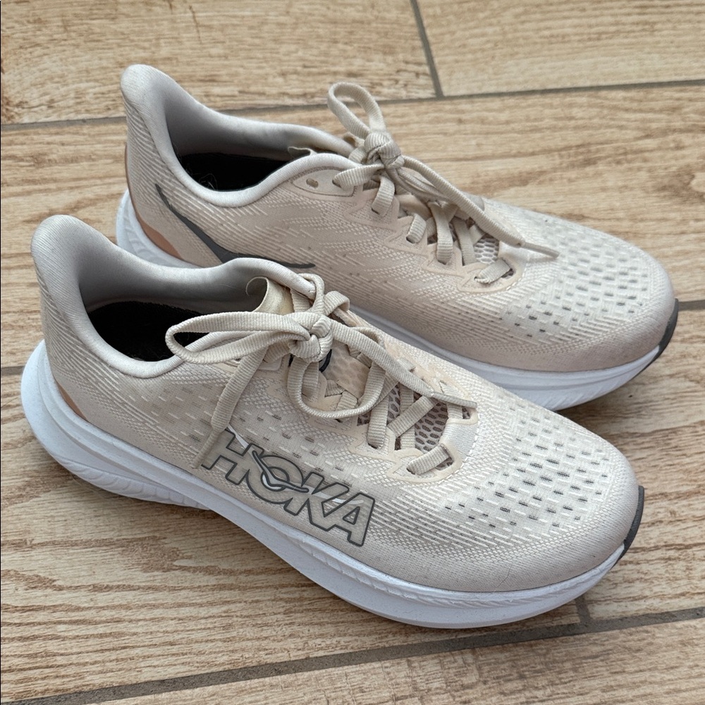 Hoka Mach 6 Sneakers